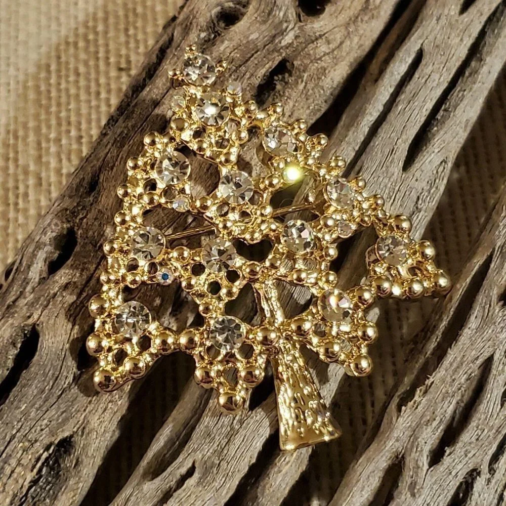 Classic Gold Austrian Crystal Christmas Tree Sweater Pin Brooch